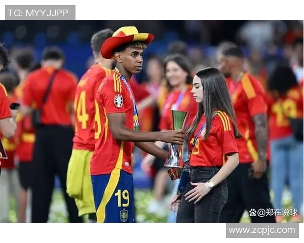 足球明星女友被曝劈腿事件引发热议球迷们对此反应不一