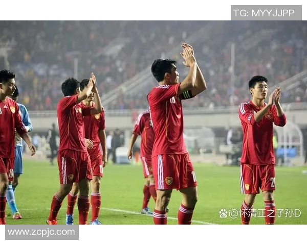 足球明星精彩瞬间集锦盘点那些让人热血沸腾的比赛时刻与背后故事