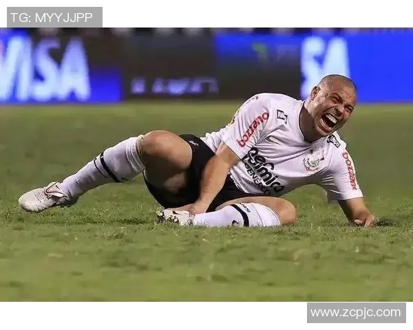 世界足球明星罗纳尔多的传奇人生与辉煌成就回顾