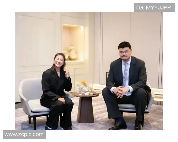 足球明星与姚明的实力对比谁更胜一筹探讨体育界的传奇人物