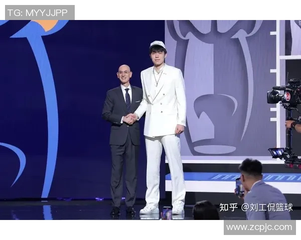 中国篮球明星形象受损引发广泛关注球迷与媒体反思运动员职业道德与责任